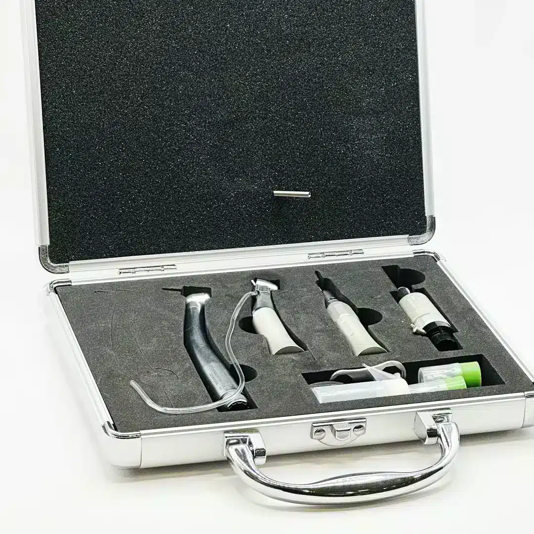 Dega-Basliklar-Seti-Metal-Canta-Hediyeli.webp Dega Aerator Set IŞIKLI Aerator 2 KARTUŞ + Anguldruva + Piyasemen + Mikromotor ürün görseli